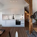 Apartment Lunas In Der Alten Schule Essen