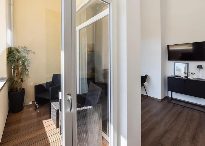 Lunas In Der Alten Schule