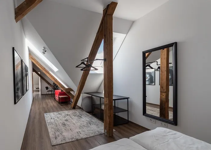 Lunas In Der Alten Schule エッセン