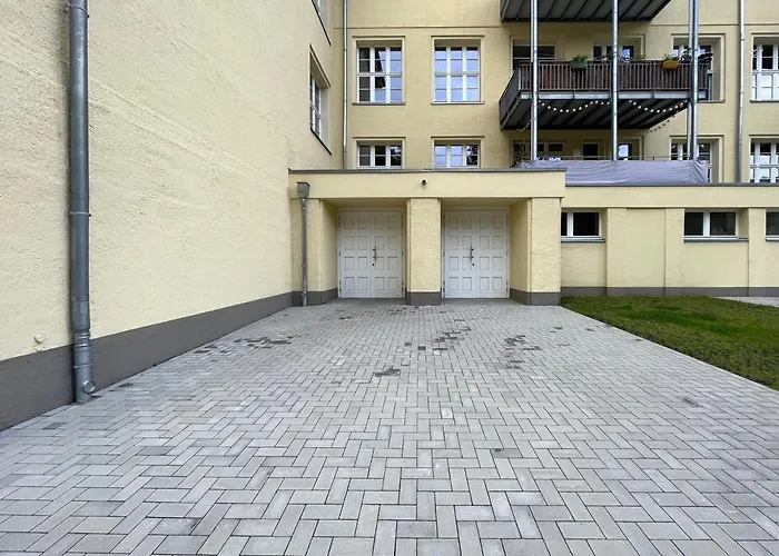 Lunas In Der Alten Schule Appartement Essen