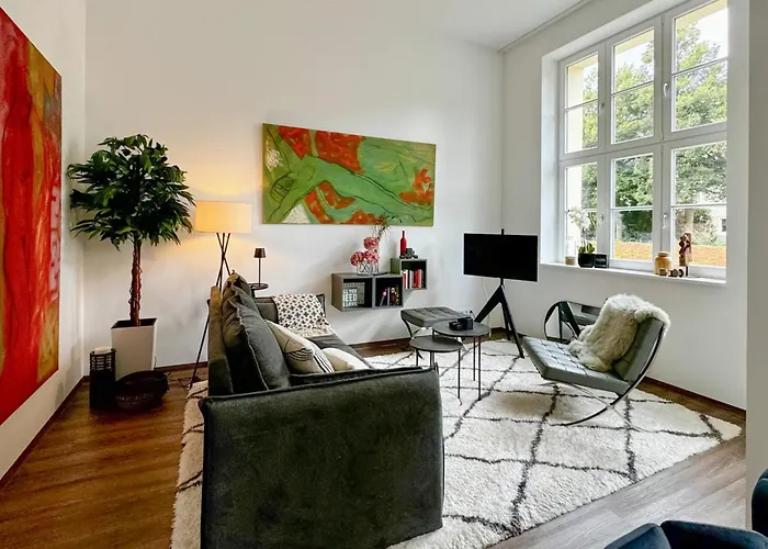 Lunas In Der Alten Schule