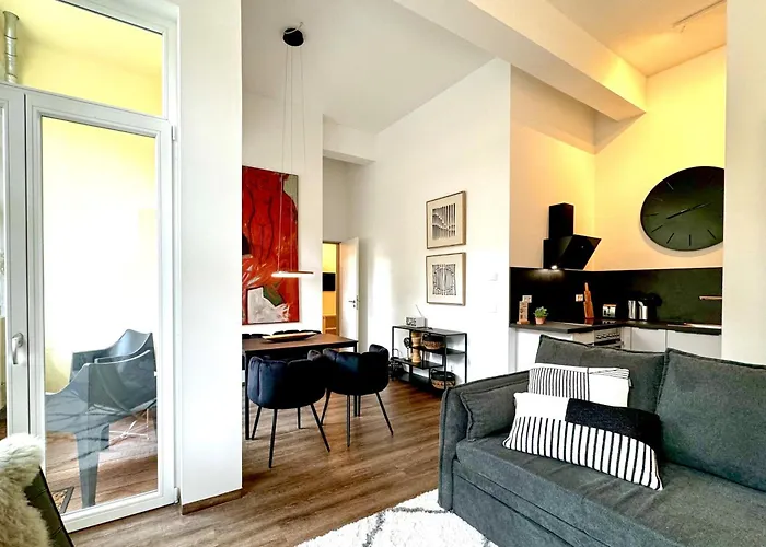 Lunas In Der Alten Schule Appartement Essen